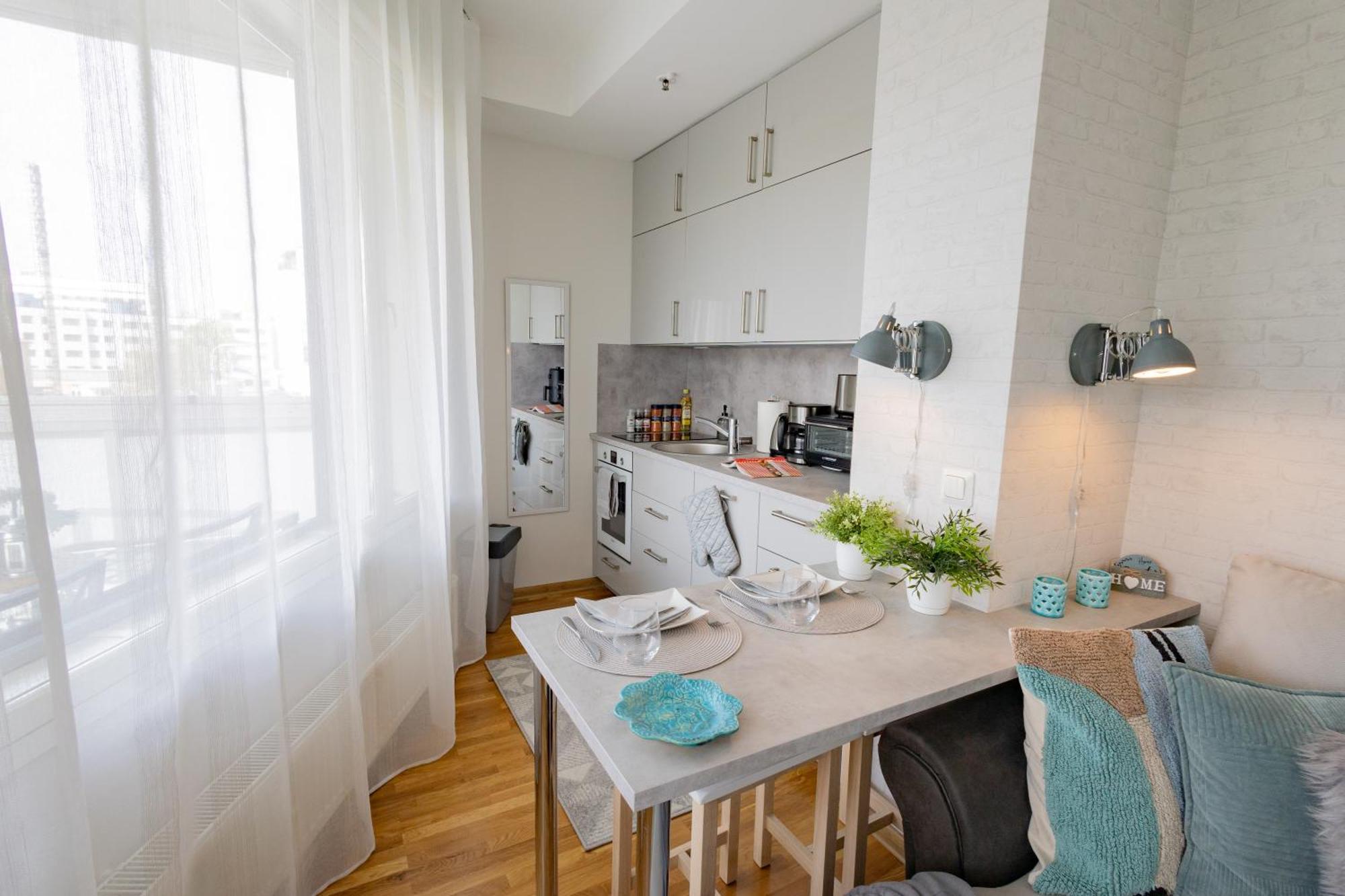 Stella'S Apartment - City Center - Free Secure Parking - Big Sun Terrace - Air Conditioning - Wifi - Tram To The Tallinn Bus Station And Old Town Exterior foto